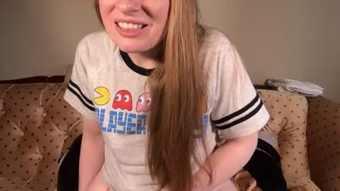 Amberglo Anderson online show from July 1, 3:55 pm