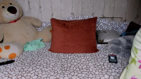 Amber online show from December 5, 6:54 am