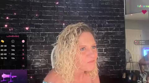 Amber Jade online show from October 7, 12:26 am