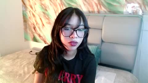 Amber Jeong online show from March 1, 10:31 pm