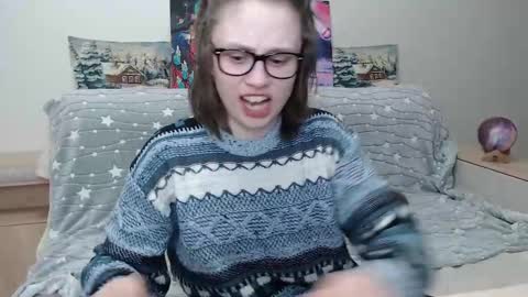 Amber online show from March 2, 11:28 pm