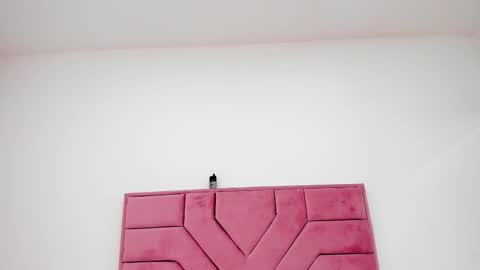     online show from November 29, 3:54 am