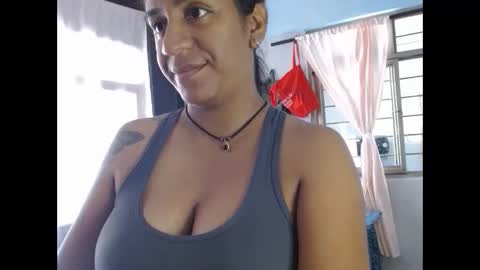 amelia  online show from January 28, 2:53 pm