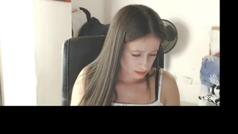 amelia online show from July 22, 4:02 am
