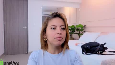 AMELIA online show from December 19, 12:08 pm