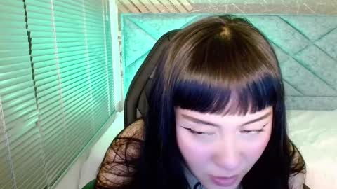 amelia_fry online show from March 6, 3:35 am