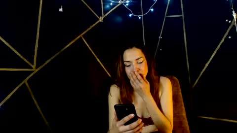 Amalia Castro online show from April 15, 7:58 pm