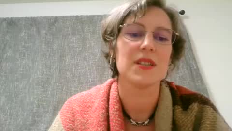 Ameliaishka online show from October 3, 4:06 am