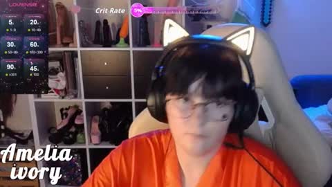 ameliaivory online show from June 23, 8:56 am