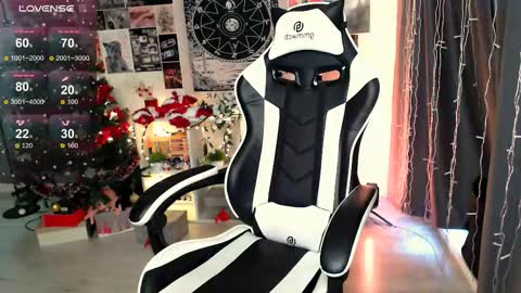 Amelia online show from January 12, 9:36 am