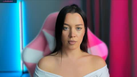 Amelia Sonk online show from October 12, 6:21 pm