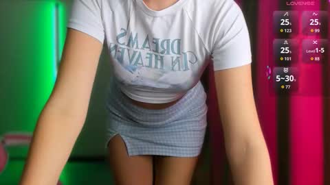 Amelia Sonk online show from October 15, 7:38 pm