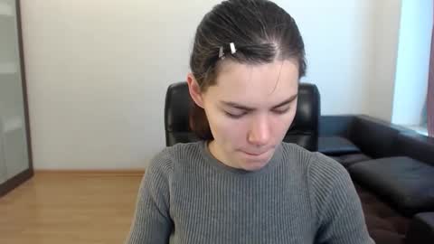 Amelie online show from November 20, 9:10 am