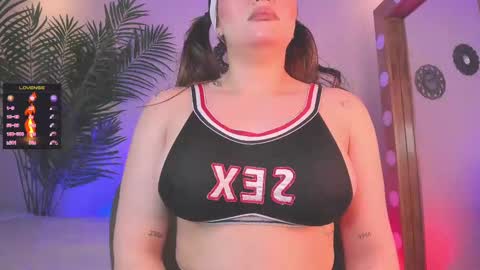 Amelie online show from October 1, 1:16 pm