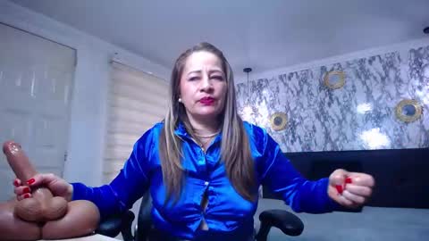 Amell Thomson online show from October 4, 1:06 pm