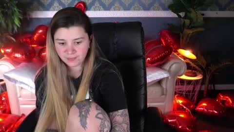 amellymillyy online show from February 22, 2:51 pm