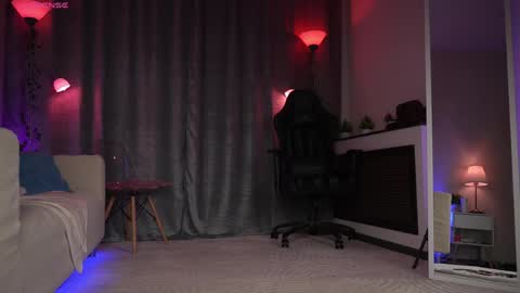 Amy  online show from March 14, 2:56 am