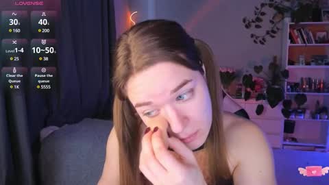 Hi-hi I am Kate welcome to my sexy room online show from March 6, 9:03 am