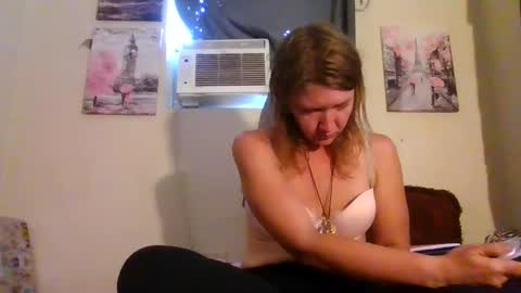 amileamariestar online show from September 17, 9:02 pm