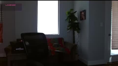 amilust online show from December 23, 6:16 pm