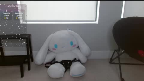 amilust online show from January 28, 5:46 pm