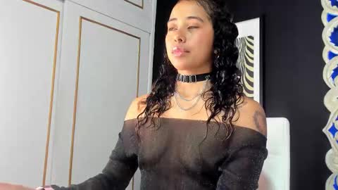 Ammy Nova online show from September 15, 8:05 pm