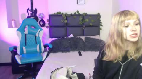 Amnesia online show from September 30, 1:39 pm