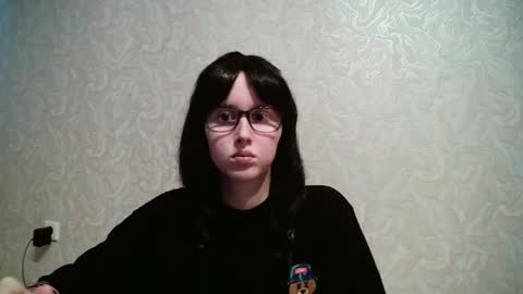 Amomira online show from March 10, 11:45 am