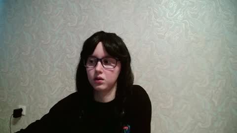 Amomira online show from February 21, 8:39 am