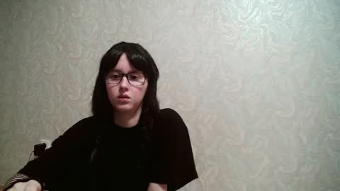 Amomira online show from December 17, 4:11 pm