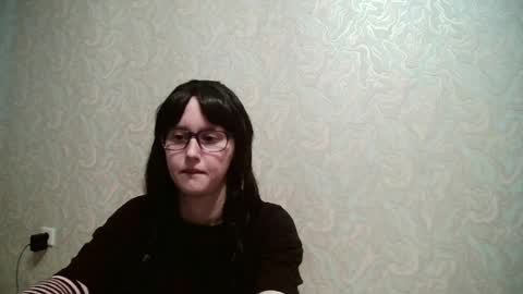 Amomira honeyx online show from July 3, 7:25 am