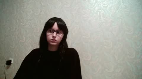 Amomira honeyx online show from April 19, 2:17 pm