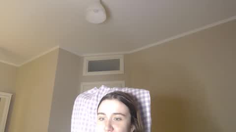 miss unforgettable online show from February 28, 3:04 pm