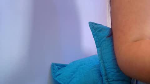 amy__wats0n online show from November 18, 7:04 pm