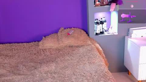 Amy online show from January 9, 9:41 pm