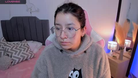 Amy sophia 3 online show from April 7, 11:01 am