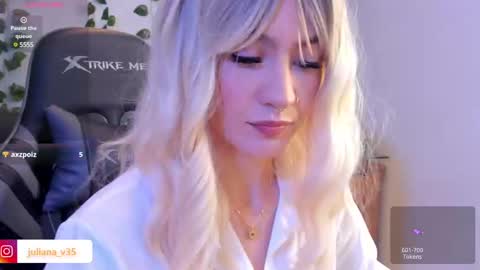 Amy online show from January 8, 8:18 pm