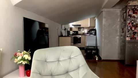 amyroberta92 online show from October 7, 7:02 am