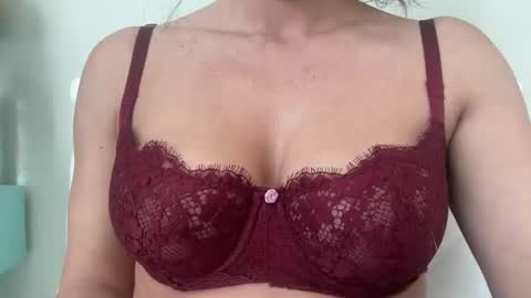 Amy Smilez online show from February 24, 7:23 pm