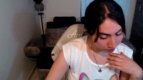 Im Amy IM NOT LOOKING FOR A PARTNER OR DATING online show from February 28, 11:12 pm