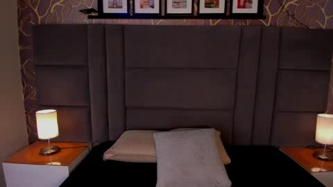 Ana  online show from February 7, 12:06 pm