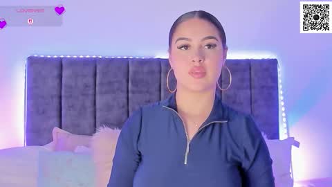 Ana online show from October 11, 6:21 pm