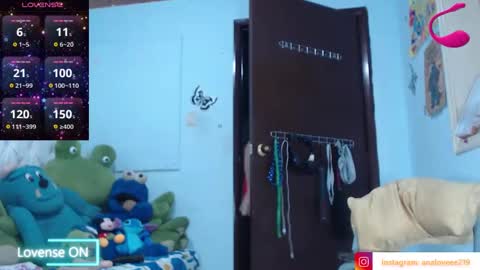 Ana lopez - Cameltoe girl  online show from September 26, 3:37 am