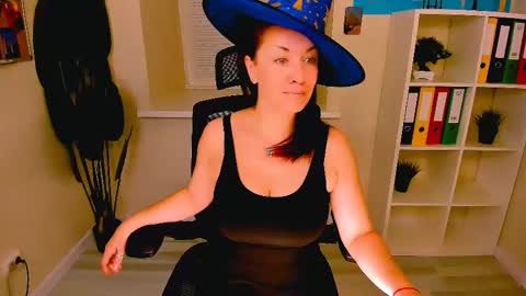 Ana online show from October 29, 10:30 am