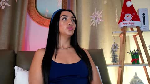   online show from December 3, 10:23 pm