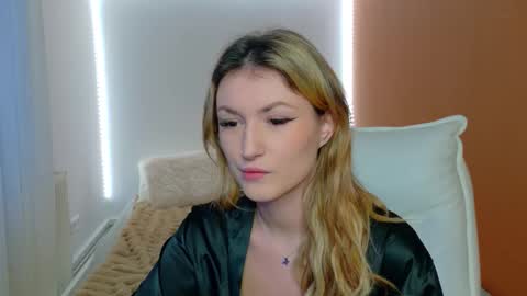 anaayss online show from February 3, 5:49 am