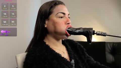 Anabel Alice Gandara online show from April 1, 1:41 pm