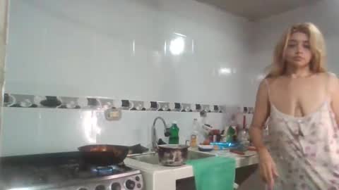 anabella_00 online show from February 18, 10:58 am