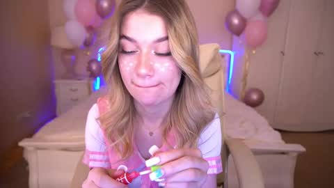 Nika online show from February 14, 8:21 am