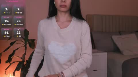 Ana Henao or Annie... Follow me ahenaocb Insta  X online show from February 19, 11:25 pm